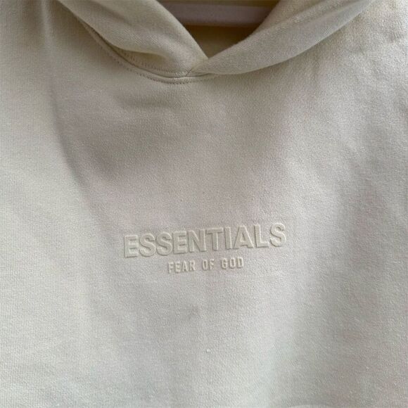NWT Fear of God Essentials Egg Shell Relaxed Hoodie Size L Pullover - Picture 2 of 11